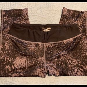 Under Armor leggings